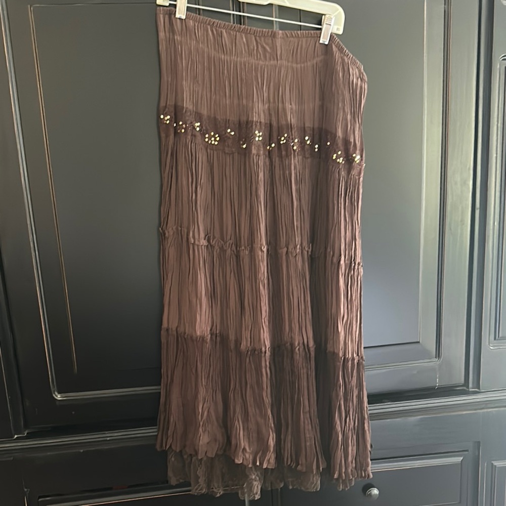 Elegant Brown Skirt with Gold sequin Accents